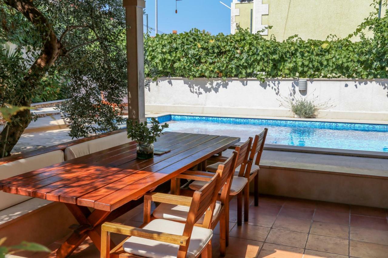 Apartments Natalia Supetar Zewnętrze zdjęcie
